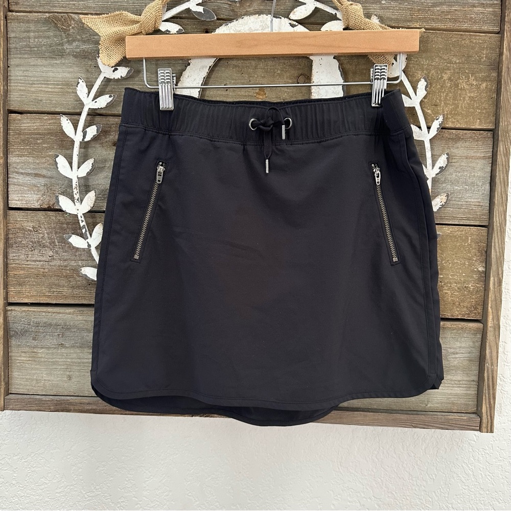 Athleta Stretch-In Skort Women’s Size XS solid Black style 438956-00